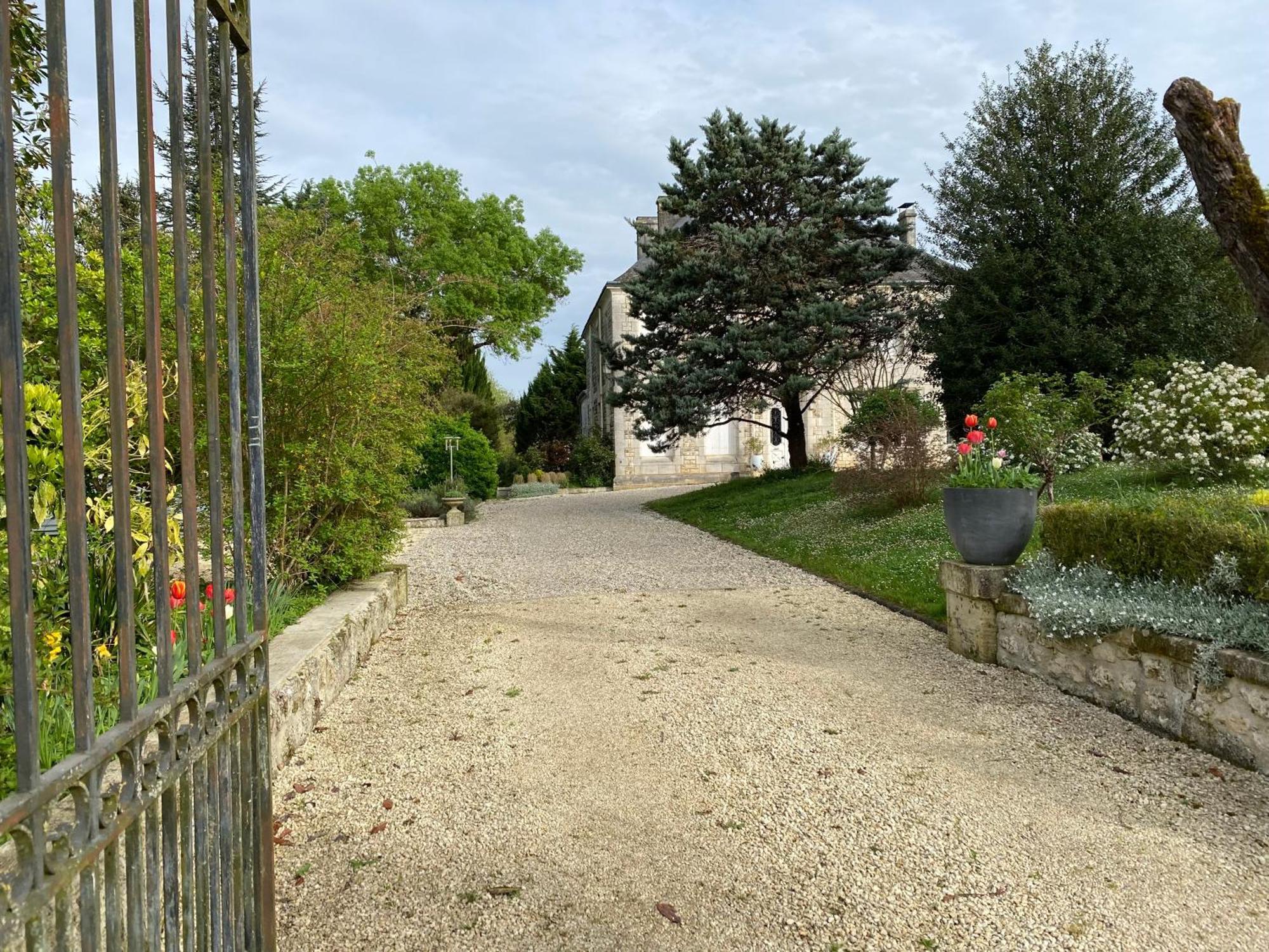 Domaine De La Perthuiserie Saint-Porchaire Eksteriør bilde